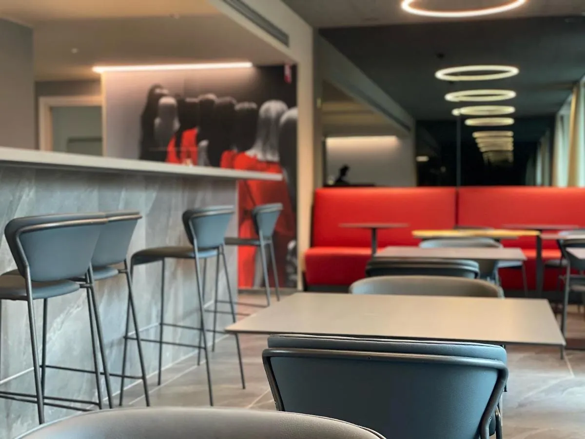 Amedia Milan, Trademark Collection By Wyndham 4*, Milan Italy